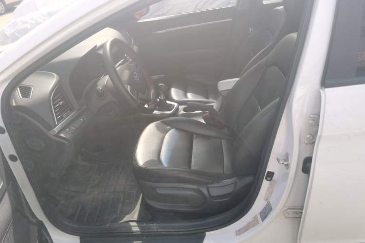 Used Hyundai Elantra (6th Generation / Lingdong) 2016 1.6L Manual ZhiXuan · Dynamic Model Left Front Seat