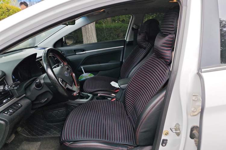 Used Hyundai Elantra (6th Generation / Lingdong) 2016 1.6L Automatic ZhiXuan – Elite Version Left Front Seat