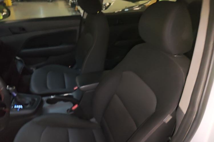 Used Hyundai Elantra (6th Generation / Lingdong) 2016 1.4T Dual-Clutch Xuan Dong · Dynamic Version Left Front Seat