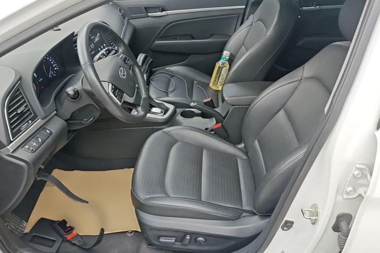 Used Hyundai Elantra (6th Generation / Lingdong) 2016 1.6L Automatic ZhiXuan · Luxury Version Left Front Seat