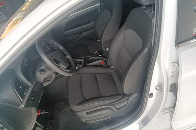 Used Hyundai Elantra (6th Generation / Lingdong) 2016 1.6L Automatic ZhiXuan – Elite Version Left Front Seat