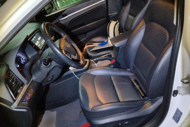 Used Hyundai Elantra (6th Generation / Lingdong) 2016 1.6L Automatic ZhiXuan · Luxury Version Left Front Seat