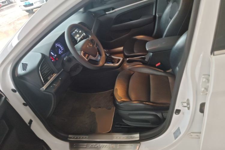 Used Hyundai Elantra (6th Generation / Lingdong) 2016 1.6L Automatic ZhiXuan – Elite Version Left Front Seat