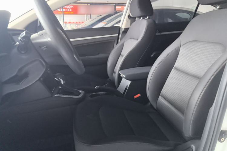 Used Hyundai Elantra (6th Generation / Lingdong) 2016 1.6L Automatic ZhiXuan – Elite Version Left Front Seat