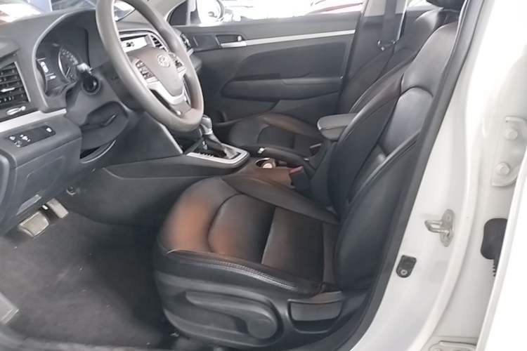Used Hyundai Elantra (6th Generation / Lingdong) 2016 1.6L Automatic ZhiXuan – Elite Version Left Front Seat