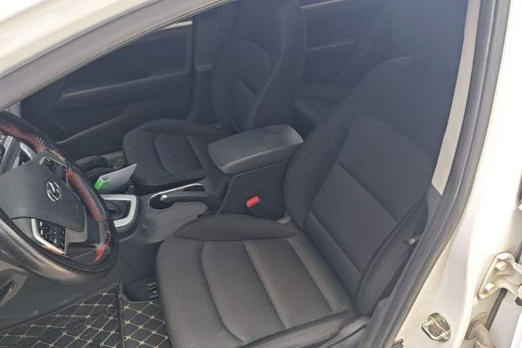 Used Hyundai Elantra (6th Generation / Lingdong) 2016 1.6L Automatic ZhiXuan – Elite Version Left Front Seat