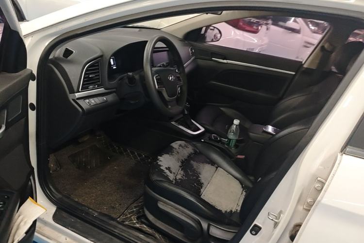 Used Hyundai Elantra (6th Generation / Lingdong) 2016 1.6L Automatic ZhiXuan – Elite Version Left Front Seat