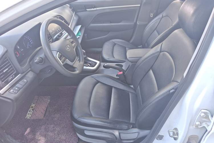 Used Hyundai Elantra (6th Generation / Lingdong) 2016 1.6L Automatic ZhiXuan – Elite Version Left Front Seat