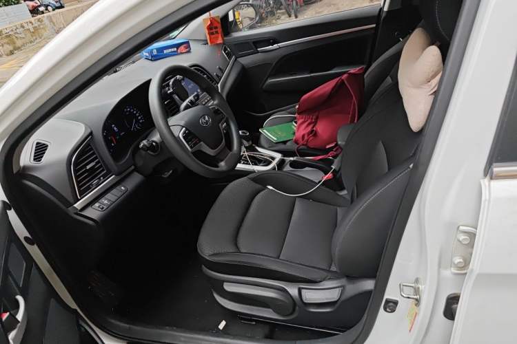 Used Hyundai Elantra (6th Generation / Lingdong) 2016 1.6L Automatic ZhiXuan – Elite Version Left Front Seat