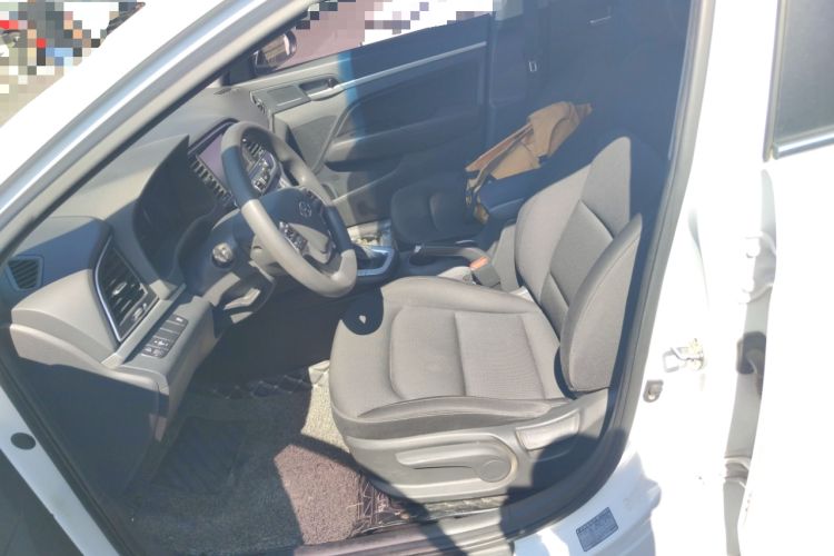 Used Hyundai Elantra (6th Generation / Lingdong) 2016 1.6L Automatic ZhiXuan – Elite Version Left Front Seat