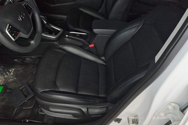 Used Hyundai Elantra (6th Generation / Lingdong) 2016 1.6L Automatic ZhiXuan – Elite Version Left Front Seat