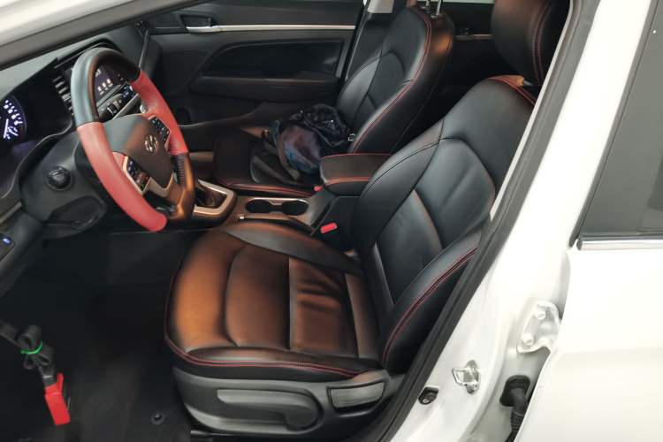 Used Hyundai Elantra (6th Generation / Lingdong) 2016 1.6L Automatic ZhiXuan – Elite Version Left Front Seat