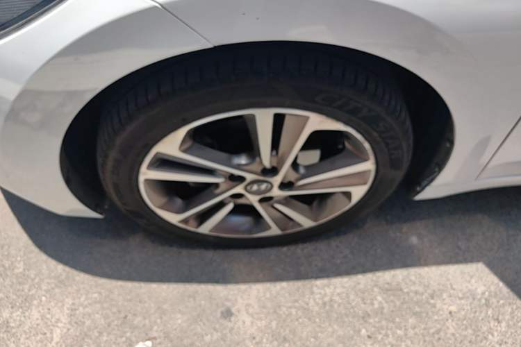 Used Hyundai Elantra (6th Generation / Lingdong) 2016 1.6L Automatic ZhiXuan – Elite Version Left Front Wheel Hub
