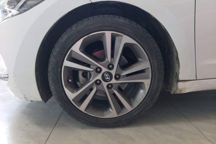 Used Hyundai Elantra (6th Generation / Lingdong) 2016 1.6L Automatic ZhiXuan – Elite Version Exterior 4