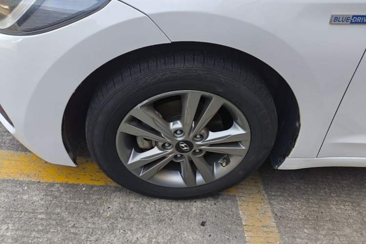 Used Hyundai Elantra (6th Generation / Lingdong) 2016 1.4T Dual-Clutch Xuan Dong·Elite Version Left Front Wheel Hub