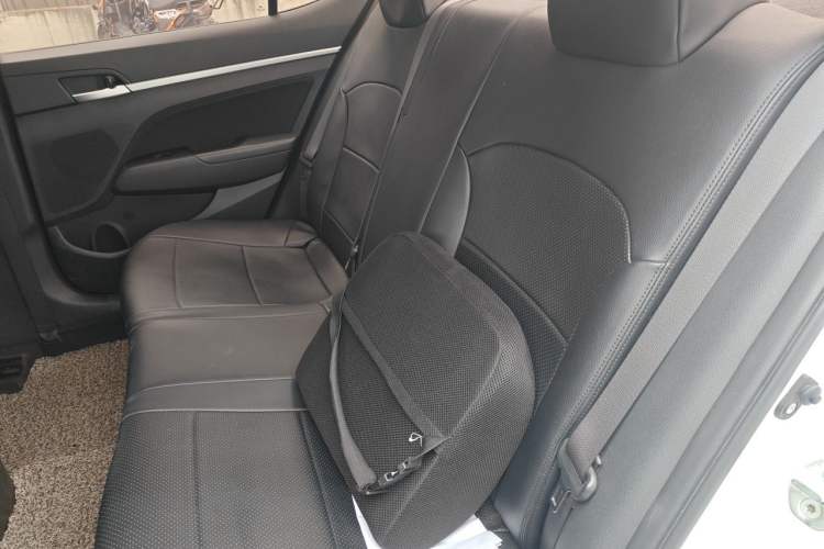 Used Hyundai Elantra (6th Generation / Lingdong) 2016 1.6L Automatic ZhiXuan – Elite Version Left Rear Seat