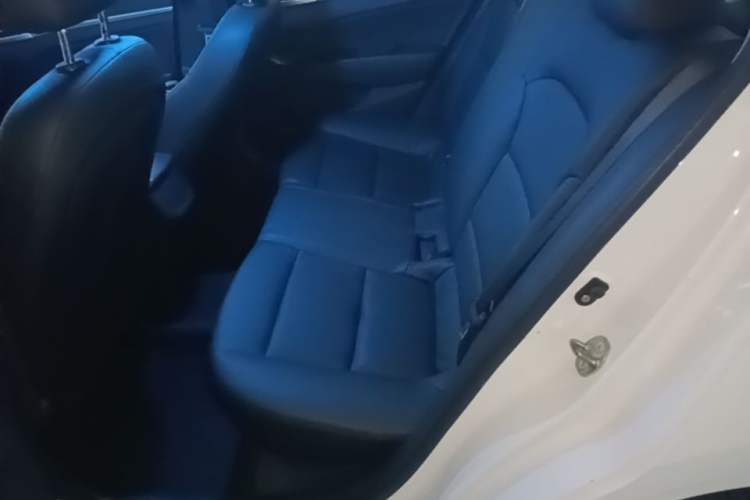 Used Hyundai Elantra (6th Generation / Lingdong) 2016 1.6L Automatic ZhiXuan – Elite Version Left Rear Seat
