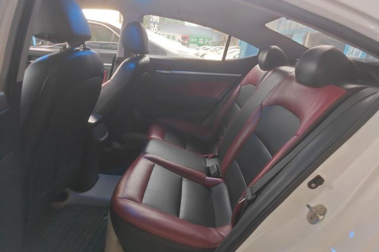 Used Hyundai Elantra (6th Generation / Lingdong) 2016 1.6L Automatic ZhiXuan – Elite Version Left Rear Seat