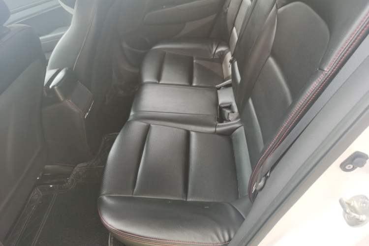 Used Hyundai Elantra (6th Generation / Lingdong) 2016 1.4T Dual-Clutch Xuan Dong · Dynamic Version Left Rear Seat