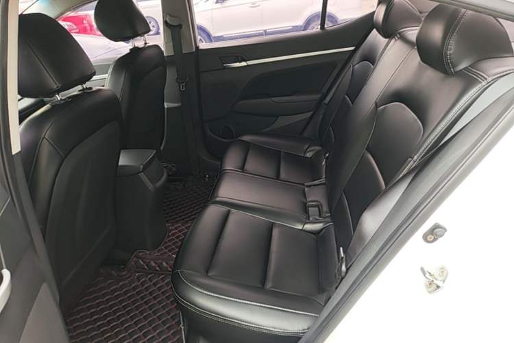 Used Hyundai Elantra (6th Generation / Lingdong) 2016 1.6L Automatic ZhiXuan – Elite Version Left Rear Seat