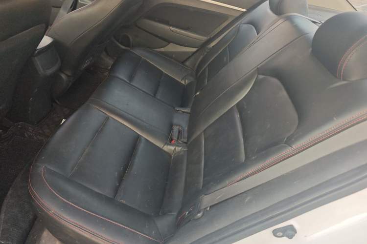 Used Hyundai Elantra (6th Generation / Lingdong) 2016 1.6L Manual ZhiXuan · Dynamic Model Left Rear Seat