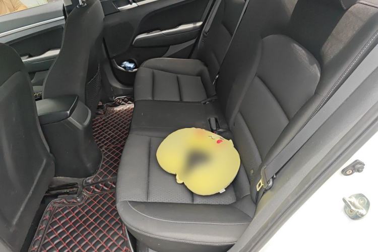 Used Hyundai Elantra (6th Generation / Lingdong) 2016 1.6L Automatic ZhiXuan – Elite Version Left Rear Seat
