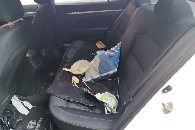 Used Hyundai Elantra (6th Generation / Lingdong) 2016 1.6L Automatic ZhiXuan – Elite Version Left Rear Seat