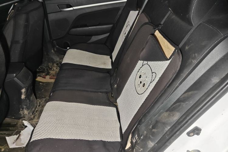 Used Hyundai Elantra (6th Generation / Lingdong) 2016 1.6L Automatic ZhiXuan – Elite Version Left Rear Seat