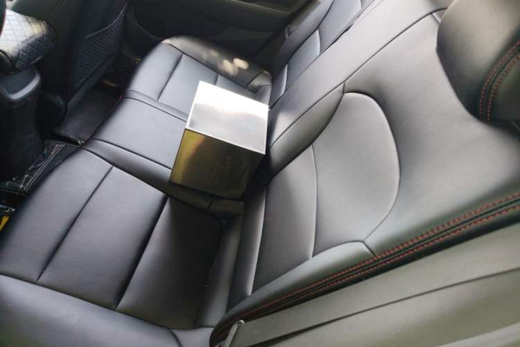 Used Hyundai Elantra (6th Generation / Lingdong) 2016 1.6L Automatic ZhiXuan – Elite Version Left Rear Seat