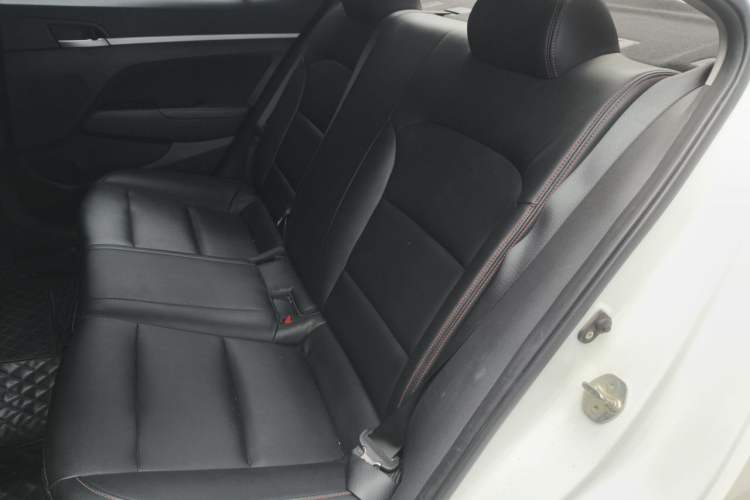 Used Hyundai Elantra (6th Generation / Lingdong) 2016 1.6L Automatic ZhiXuan – Elite Version Left Rear Seat