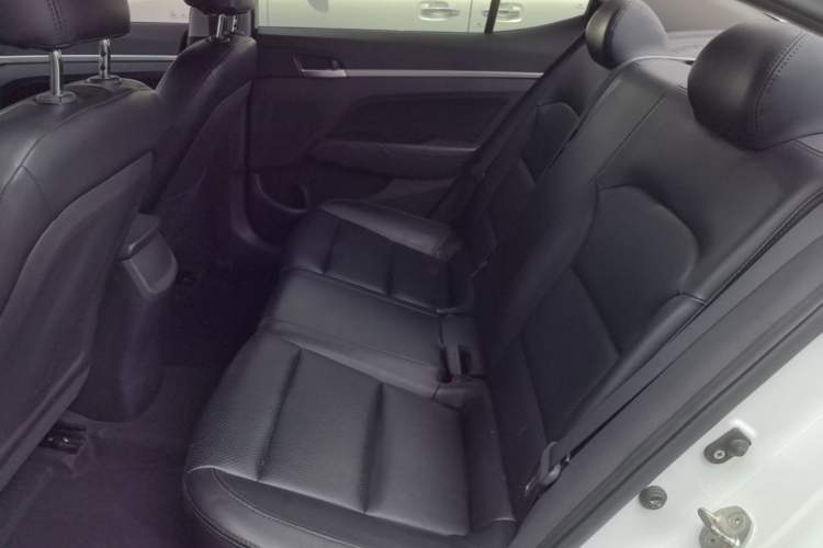 Used Hyundai Elantra (6th Generation / Lingdong) 2016 1.6L Automatic ZhiXuan – Elite Version Left Rear Seat