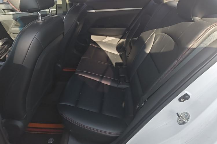 Used Hyundai Elantra (6th Generation / Lingdong) 2016 1.6L Automatic ZhiXuan – Elite Version Left Rear Seat