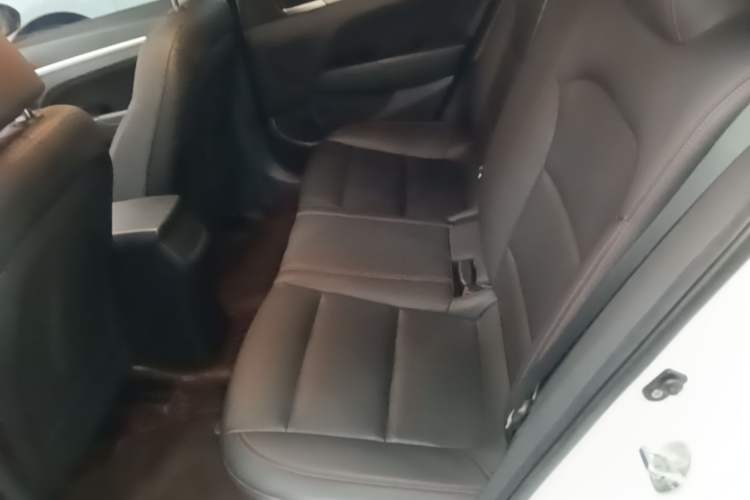 Used Hyundai Elantra (6th Generation / Lingdong) 2016 1.6L Automatic ZhiXuan – Elite Version Left Rear Seat