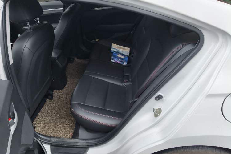 Used Hyundai Elantra (6th Generation / Lingdong) 2016 1.6L Automatic ZhiXuan – Elite Version Left Rear Seat