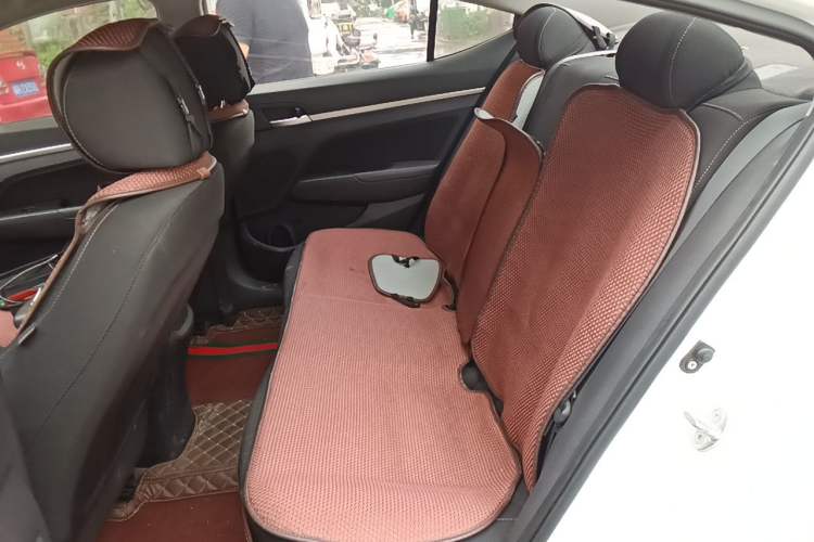 Used Hyundai Elantra (6th Generation / Lingdong) 2016 1.6L Automatic ZhiXuan – Elite Version Left Rear Seat