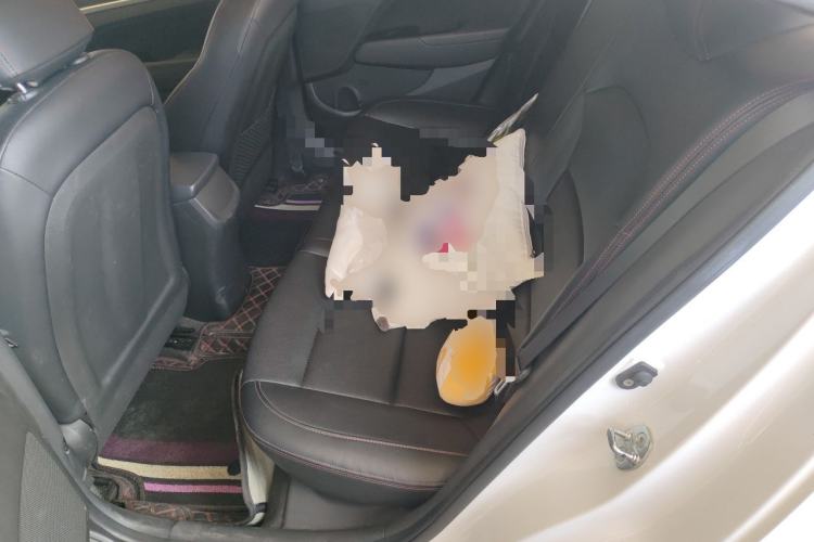 Used Hyundai Elantra (6th Generation / Lingdong) 2016 1.6L Automatic ZhiXuan – Elite Version Left Rear Seat