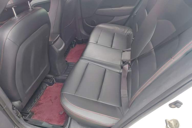 Used Hyundai Elantra (6th Generation / Lingdong) 2016 1.6L Automatic ZhiXuan – Elite Version Left Rear Seat