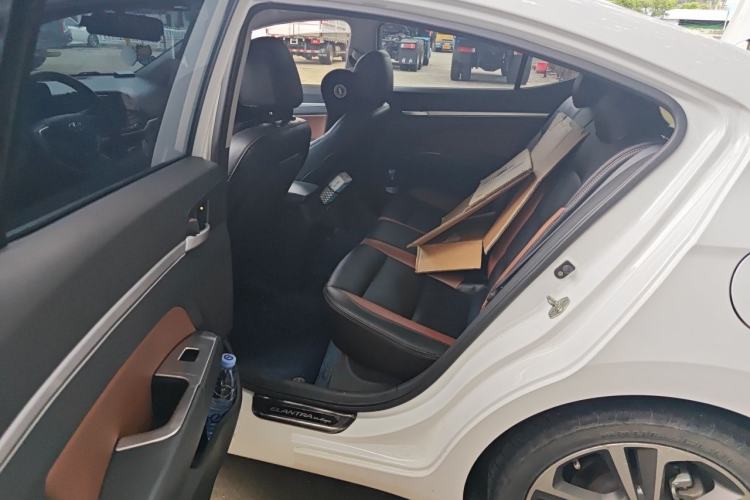 Used Hyundai Elantra (6th Generation / Lingdong) 2016 1.6L Automatic ZhiXuan – Elite Version Left Rear Seat