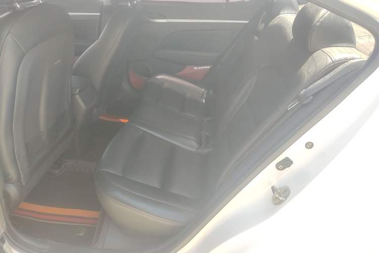 Used Hyundai Elantra (6th Generation / Lingdong) 2016 1.6L Automatic ZhiXuan – Elite Version Left Rear Seat
