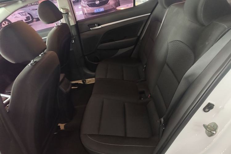 Used Hyundai Elantra (6th Generation / Lingdong) 2016 1.6L Automatic ZhiXuan – Elite Version Left Rear Seat