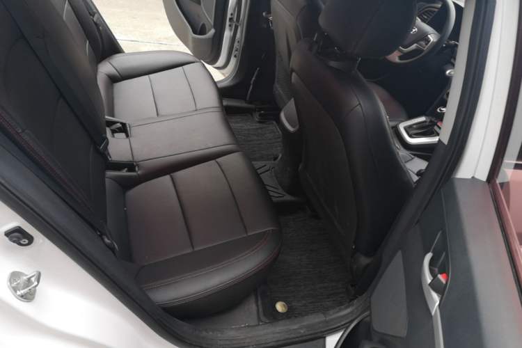 Used Hyundai Elantra (6th Generation / Lingdong) 2016 1.6L Automatic ZhiXuan – Elite Version Left Rear Seat