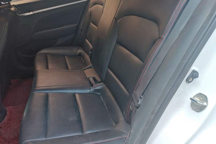 Used Hyundai Elantra (6th Generation / Lingdong) 2016 1.6L Automatic ZhiXuan – Elite Version Left Rear Seat