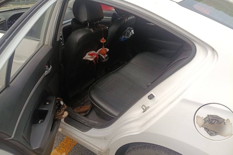 Used Hyundai Elantra (6th Generation / Lingdong) 2016 1.6L Automatic ZhiXuan – Elite Version Left Rear Seat