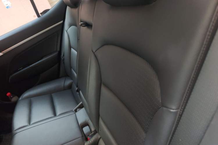 Used Hyundai Elantra (6th Generation / Lingdong) 2016 1.6L Automatic ZhiXuan · Luxury Version Left Rear Seat