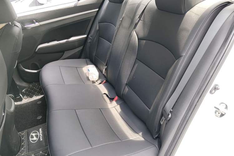 Used Hyundai Elantra (6th Generation / Lingdong) 2016 1.6L Automatic ZhiXuan – Elite Version Left Rear Seat