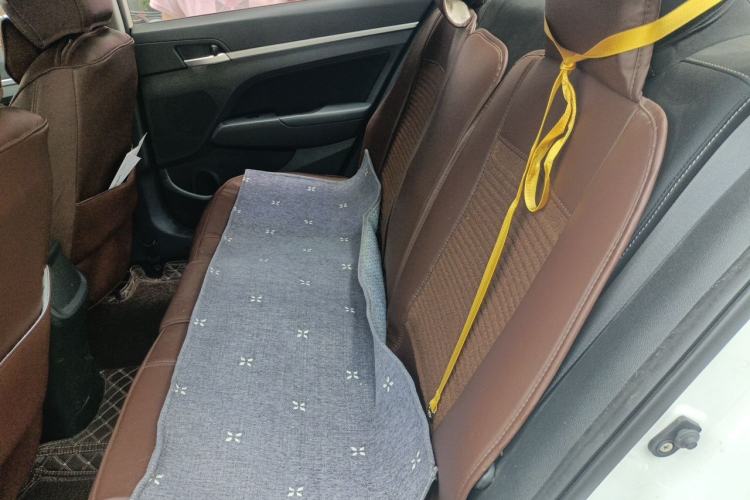 Used Hyundai Elantra (6th Generation / Lingdong) 2016 1.6L Automatic ZhiXuan – Elite Version Left Rear Seat