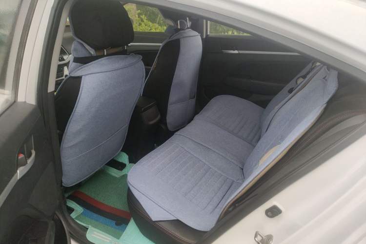 Used Hyundai Elantra (6th Generation / Lingdong) 2016 1.6L Automatic ZhiXuan – Elite Version Left Rear Seat