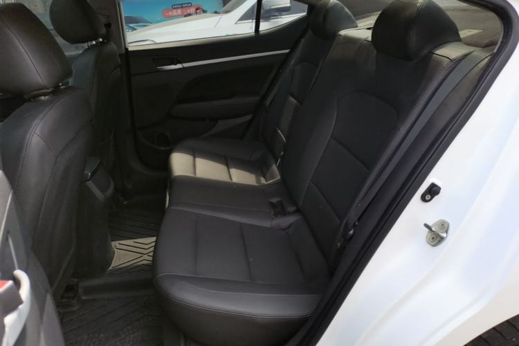 Used Hyundai Elantra (6th Generation / Lingdong) 2016 1.6L Automatic ZhiXuan – Elite Version Left Rear Seat