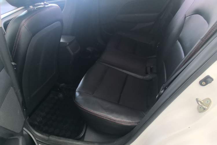 Used Hyundai Elantra (6th Generation / Lingdong) 2016 1.6L Automatic ZhiXuan – Elite Version Left Rear Seat