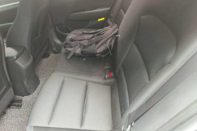 Used Hyundai Elantra (6th Generation / Lingdong) 2016 1.6L Automatic ZhiXuan – Elite Version Left Rear Seat